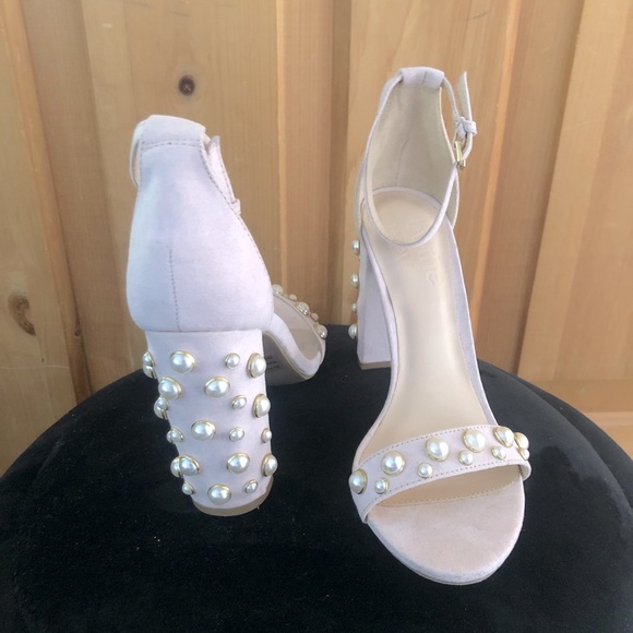 By The Way Blush Pearl Heels. Bride or Bridesmaid - Picture 2 of 8